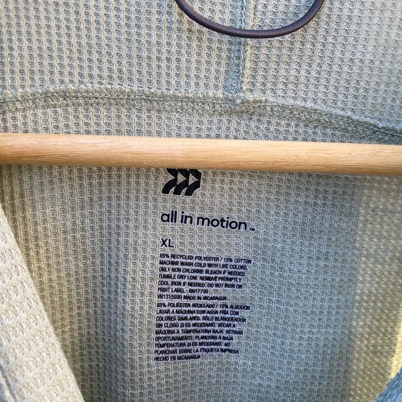 Waffle Knit Henley Athletic Top - Picture 2 of 5